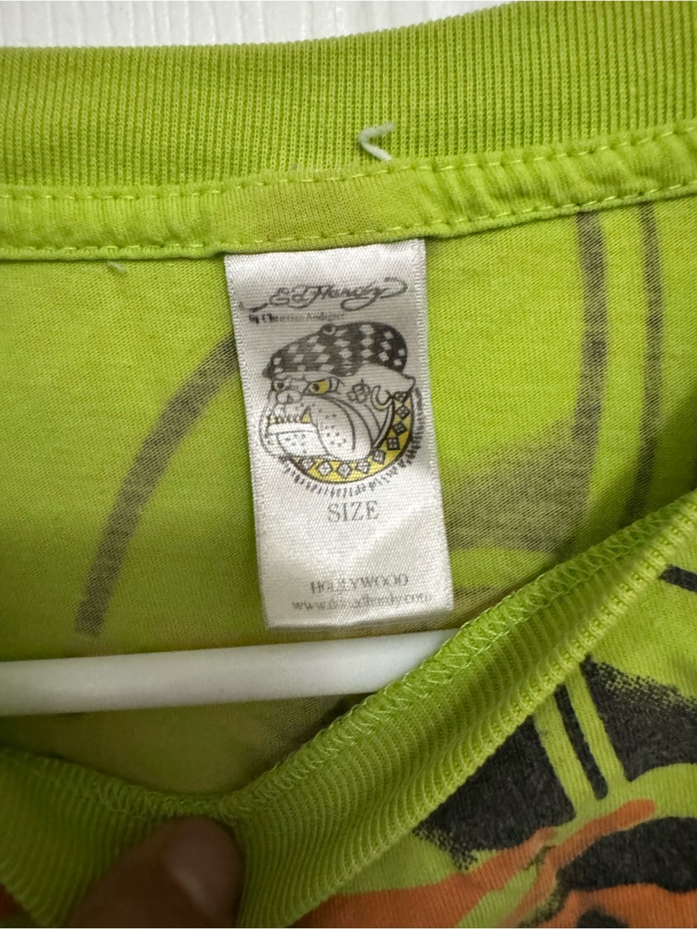 Ed Hardy Y2K Lime Green Tattoo Skull Tee with Multicolor Heart - Picture 3 of 3